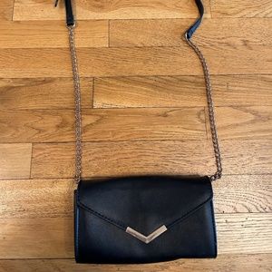 Cross body purse